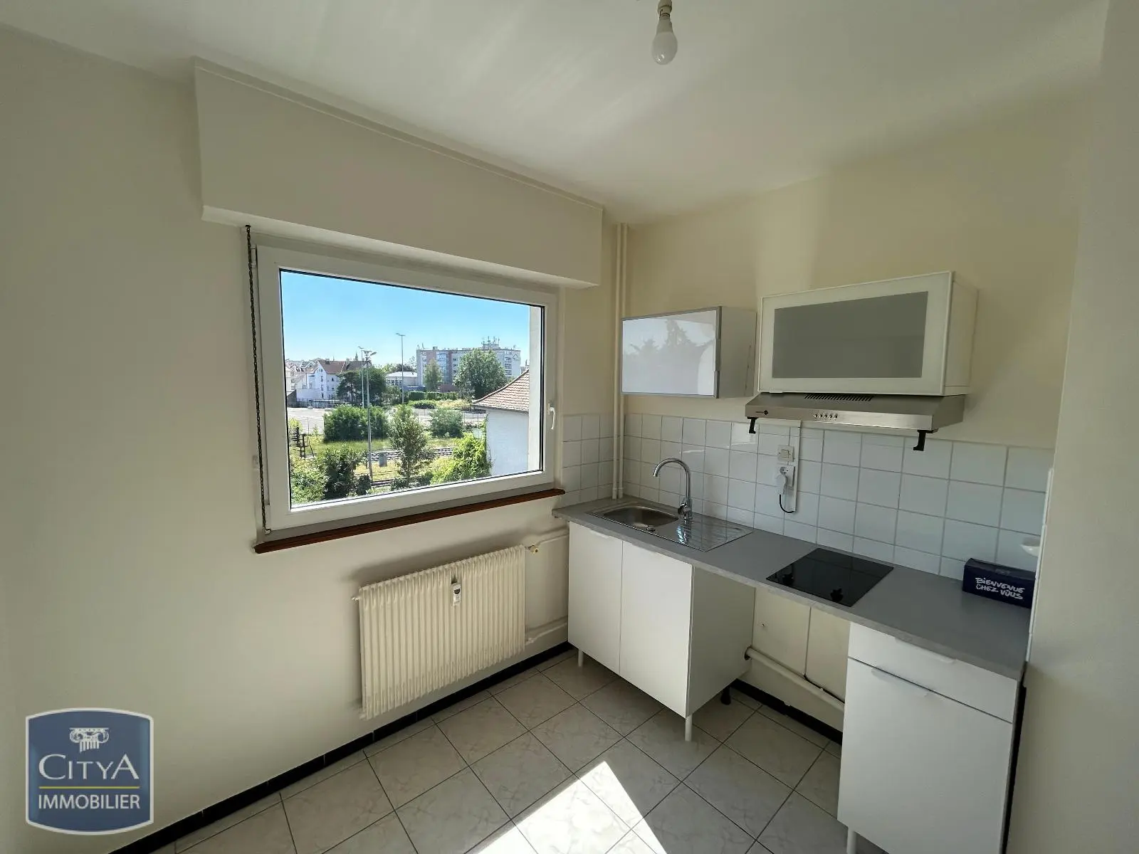 Photo 3 Appartement 1 pièce 28.04m²