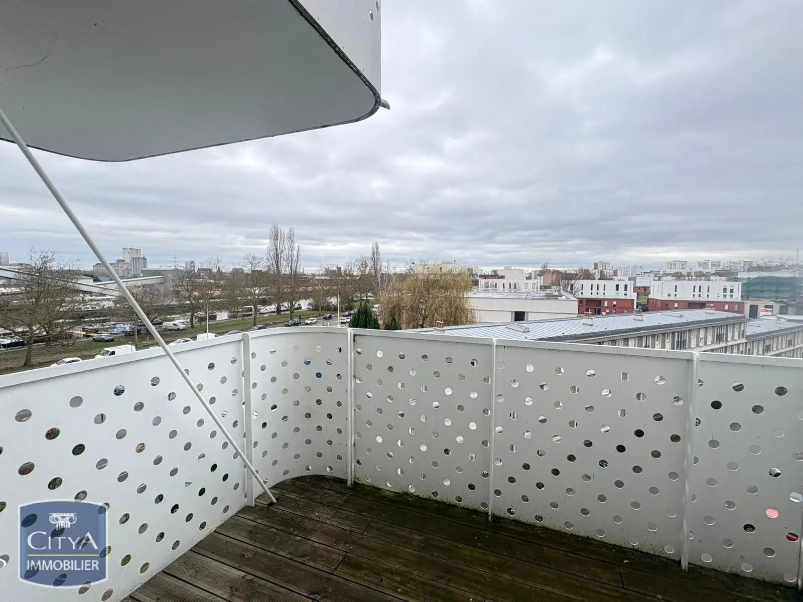 Photo 3 Appartement 1 pièce 32.43m²