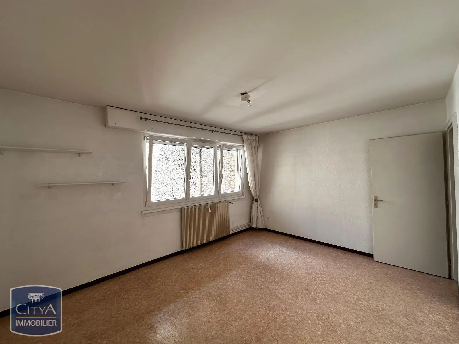Photo 1 Appartement 1 pièce 24.29m²