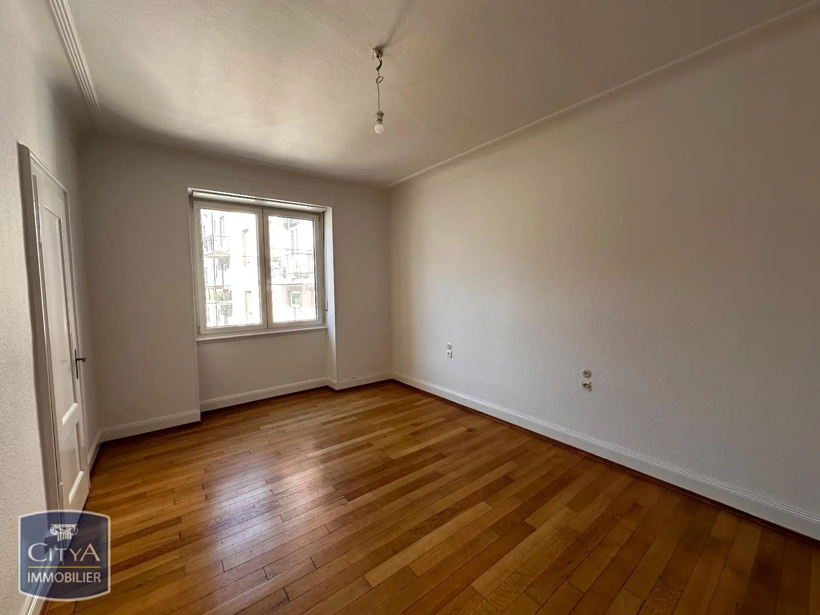 Photo 1 Appartement 4 pièces 99.39m²