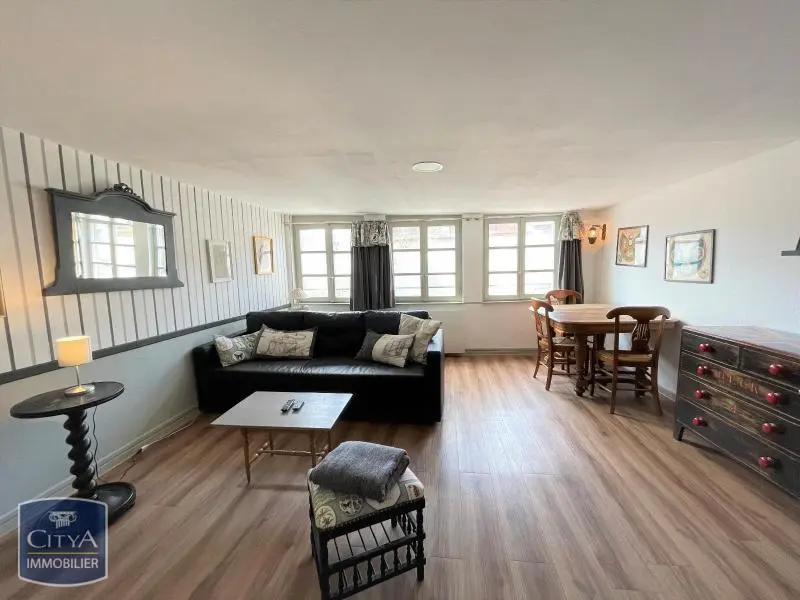 Photo 1 Appartement 1 pièce 28.74m²