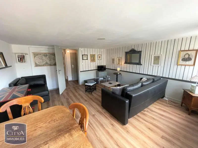 Photo 3 Appartement 1 pièce 28.74m²