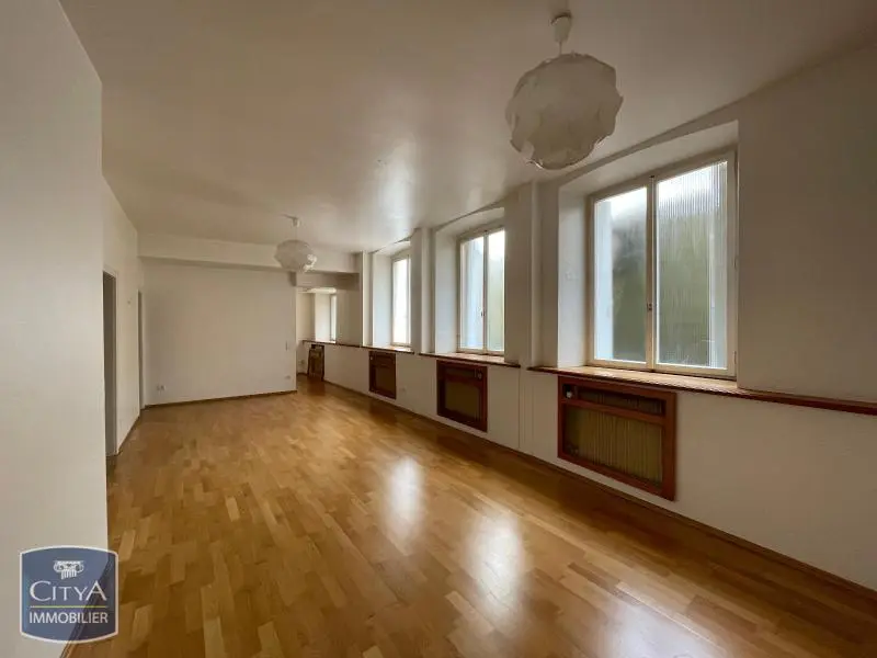 Photo 1 Appartement 1 pièce 41.48m²