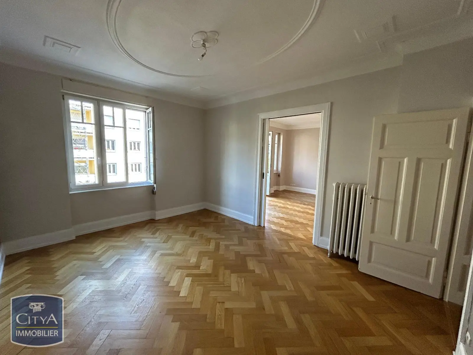 Photo 2 Appartement 5 pièces 127.63m²
