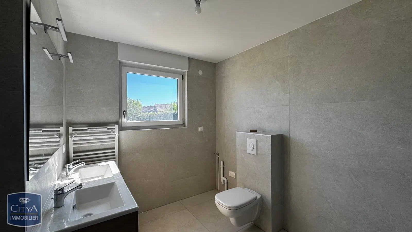 Photo 8 Appartement 4 pièces 85.93m²