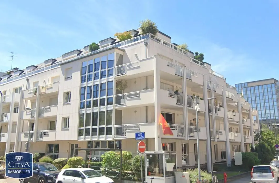 Photo 1 Appartement 4 pièces 117.68m²