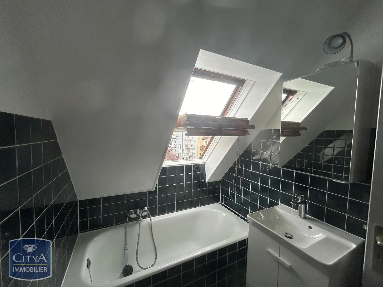 Photo 3 Appartement 1 pièce 24.54m²