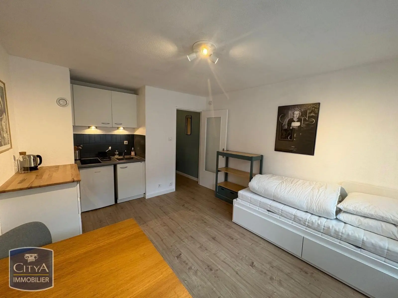 Photo 2 Appartement 1 pièce 21.13m²