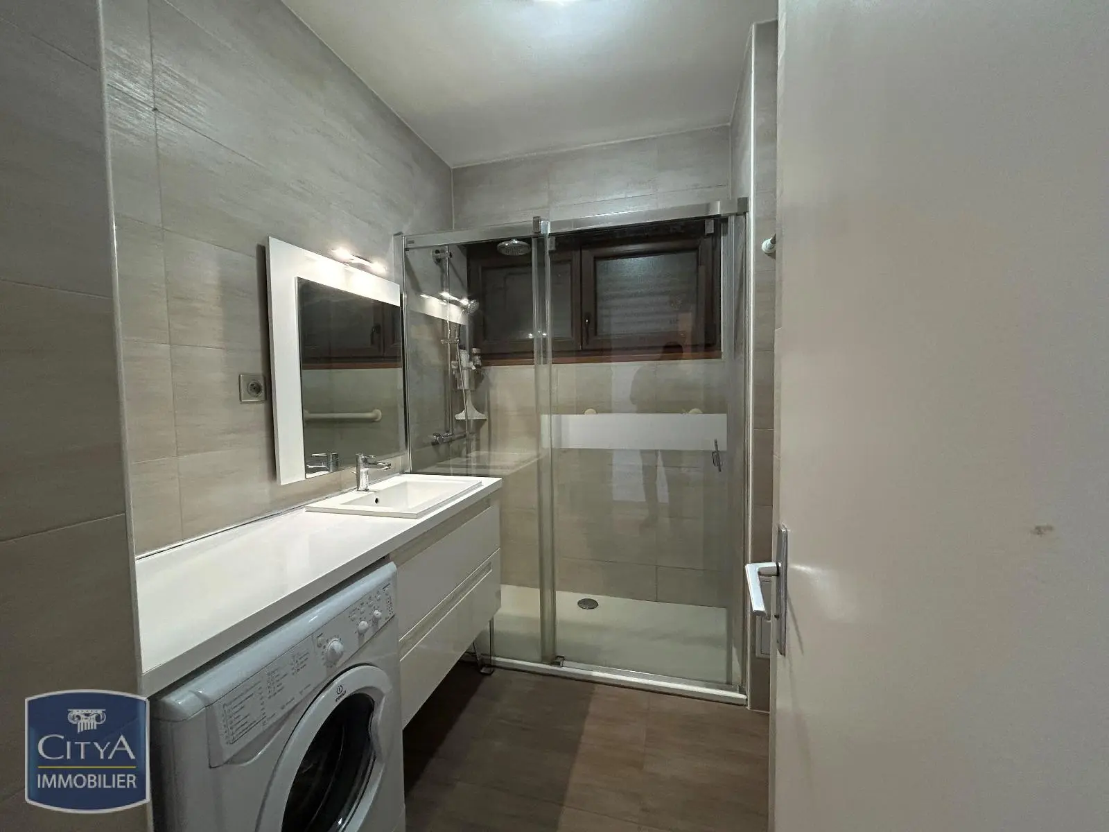 Photo 3 Appartement 2 pièces 56m²