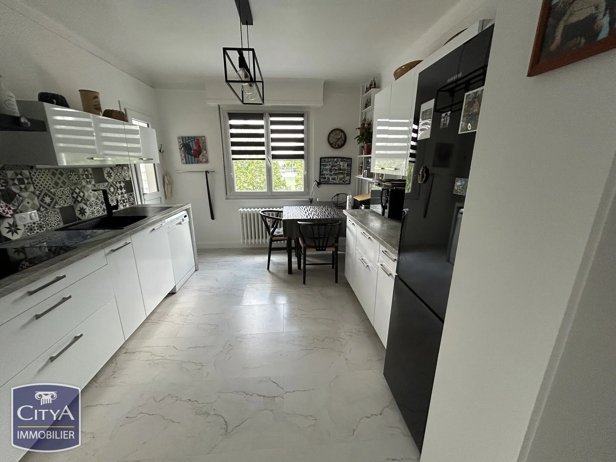 Photo 3 Appartement 4 pièces 80m²