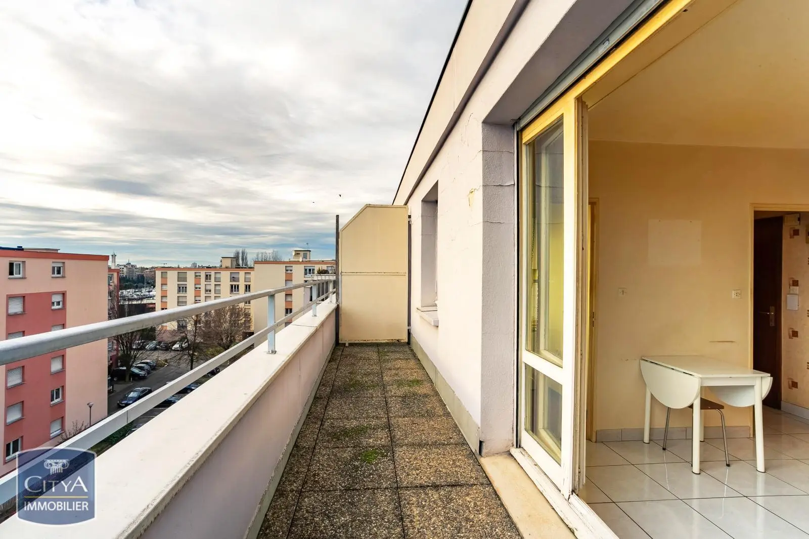 Photo 2 Appartement 1 pièce 22.18m²