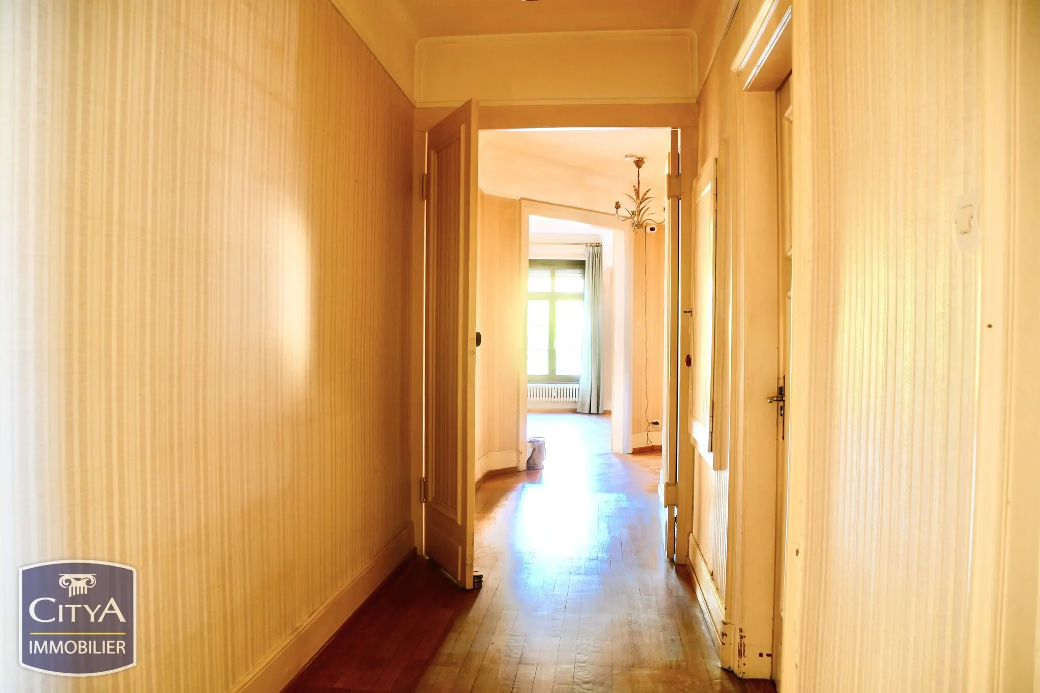 Photo 9 Appartement 6 pièces 149.57m²