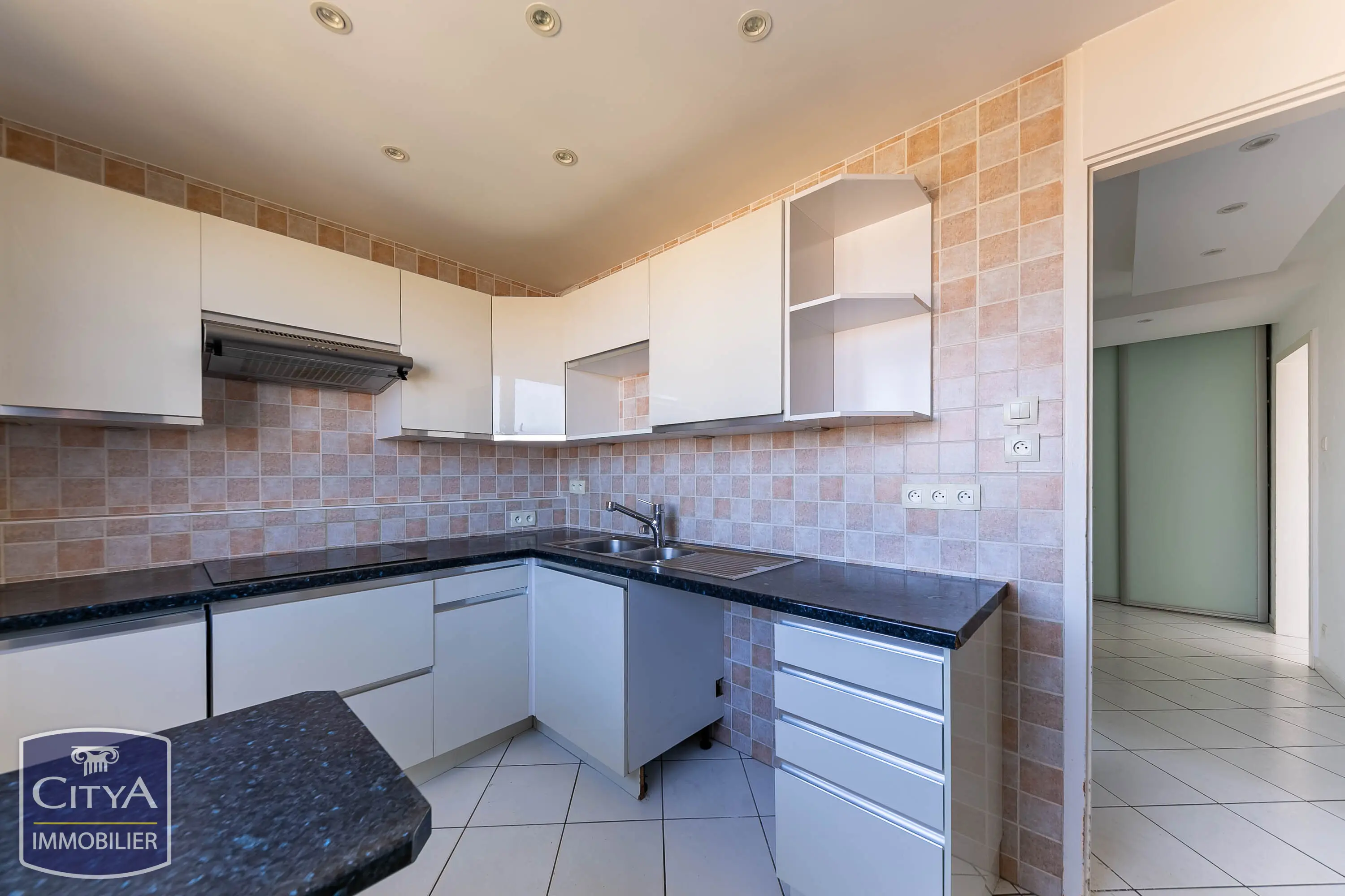 Photo 1 Appartement 3 pièces 73.96m²