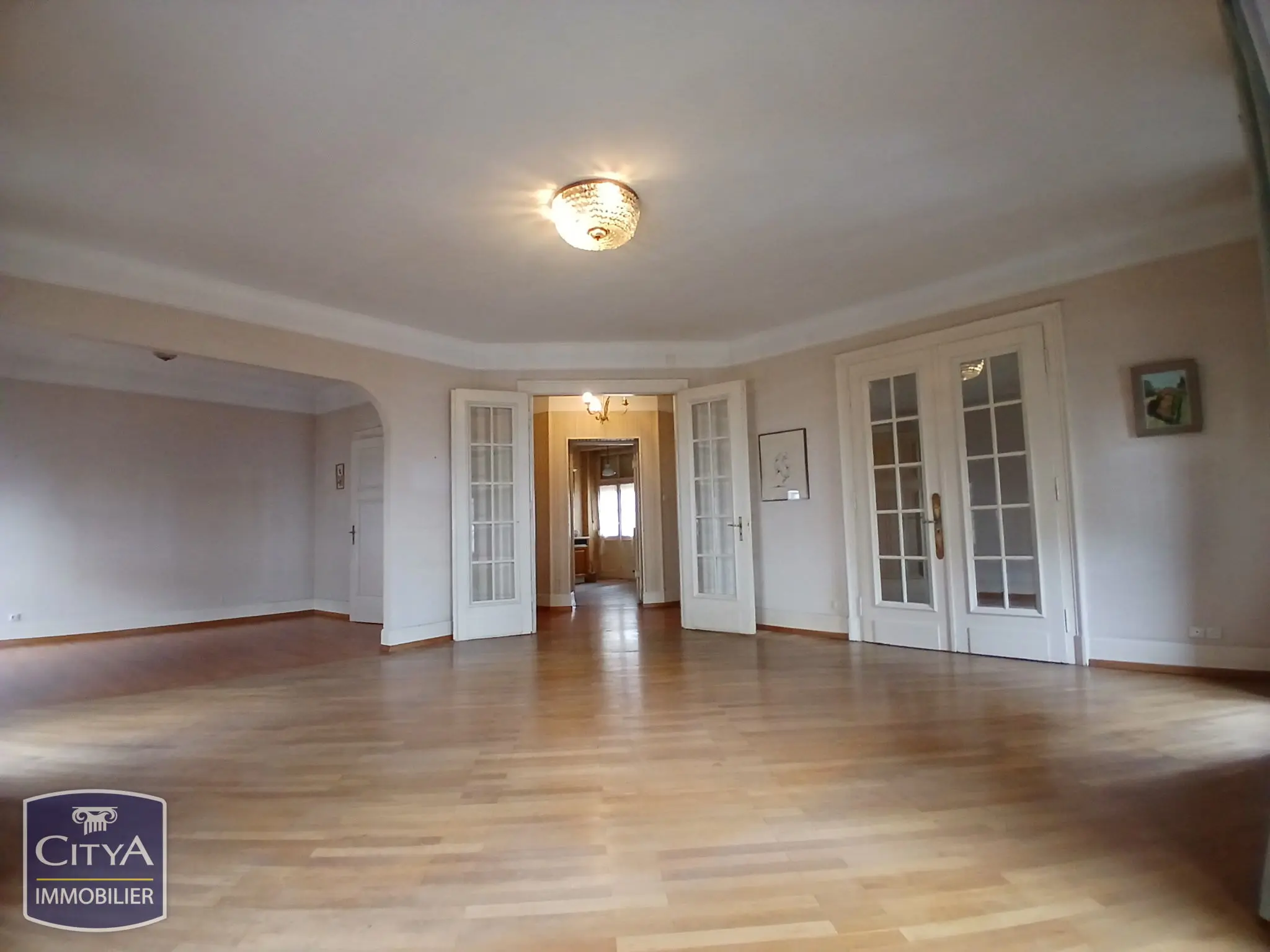 Photo 3 Appartement 6 pièces 149.57m²