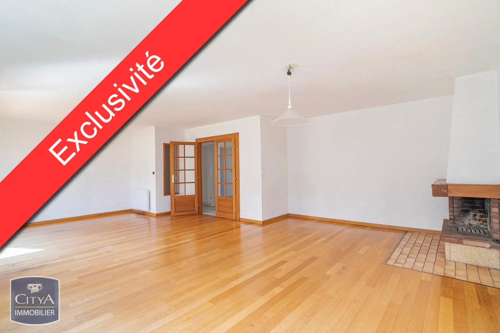 Photo 1 Appartement 5 pièces 122m²
