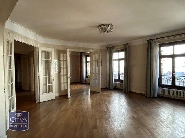 Photo 3 Appartement 6 pièces 149.57m²