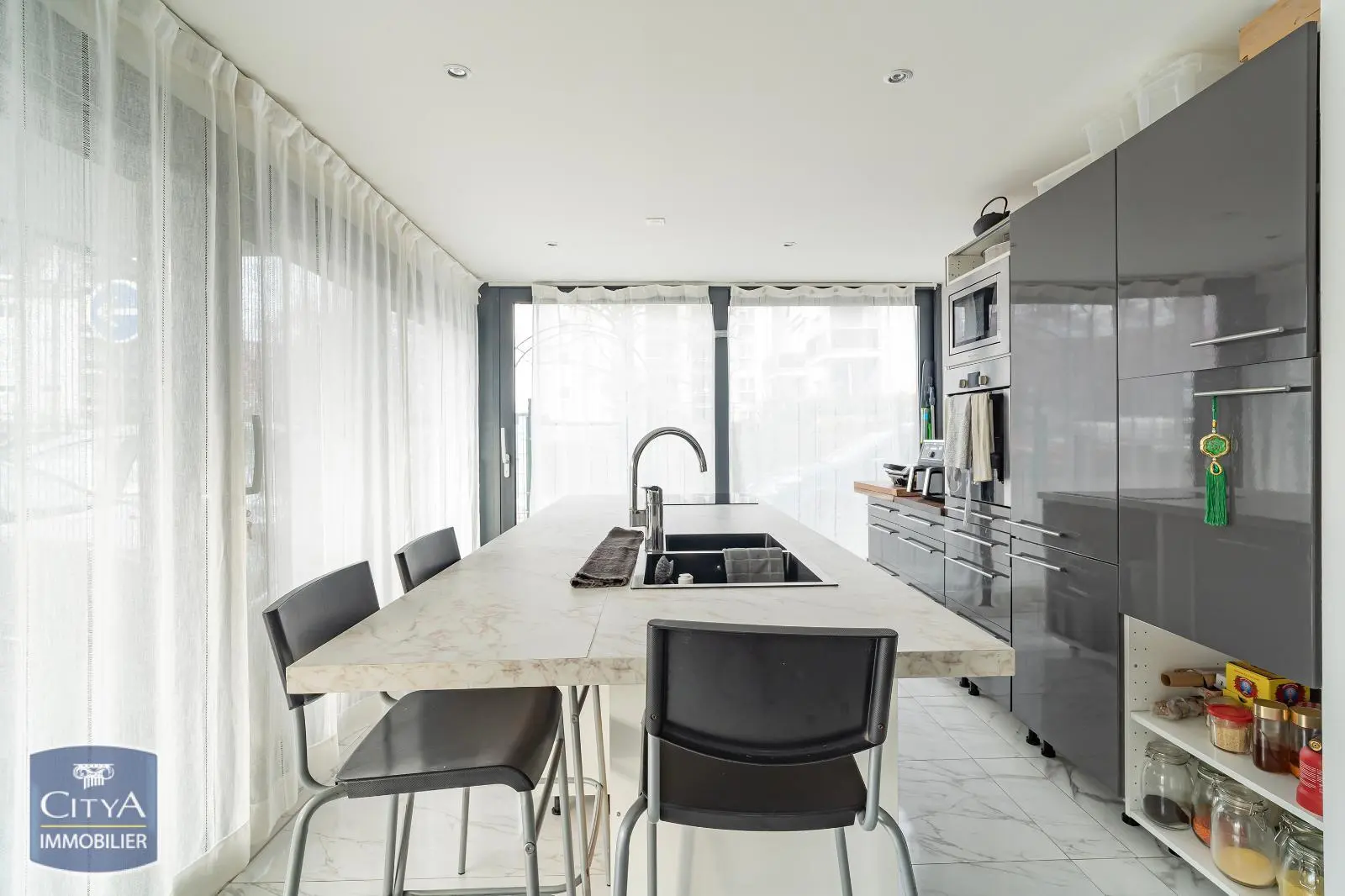 Photo 2 Appartement 3 pièces 74m²