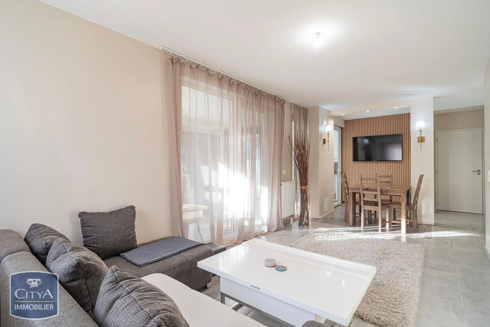 Photo 1 Appartement 3 pièces 74m²