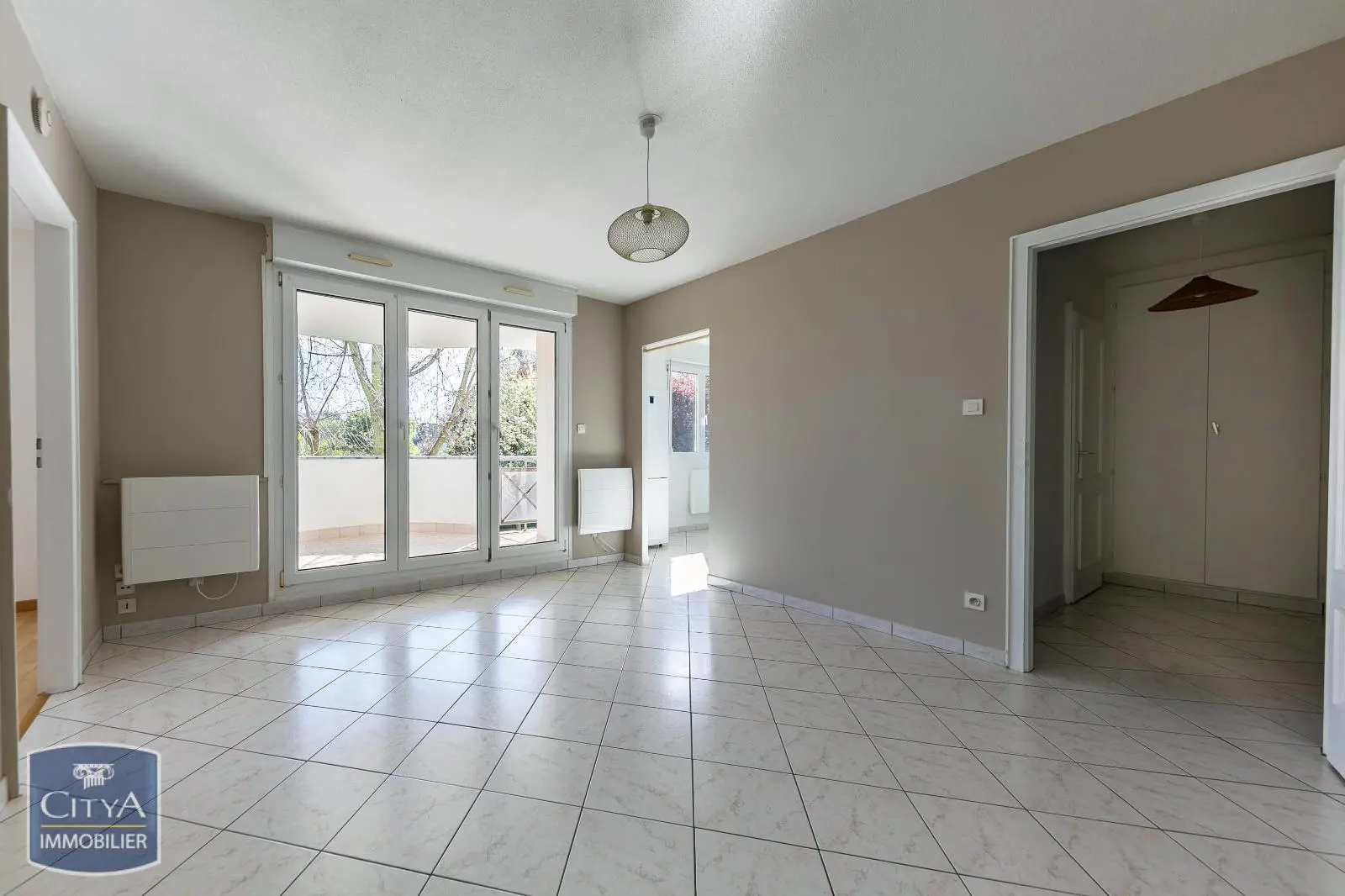 Photo 1 Appartement 2 pièces 47m²