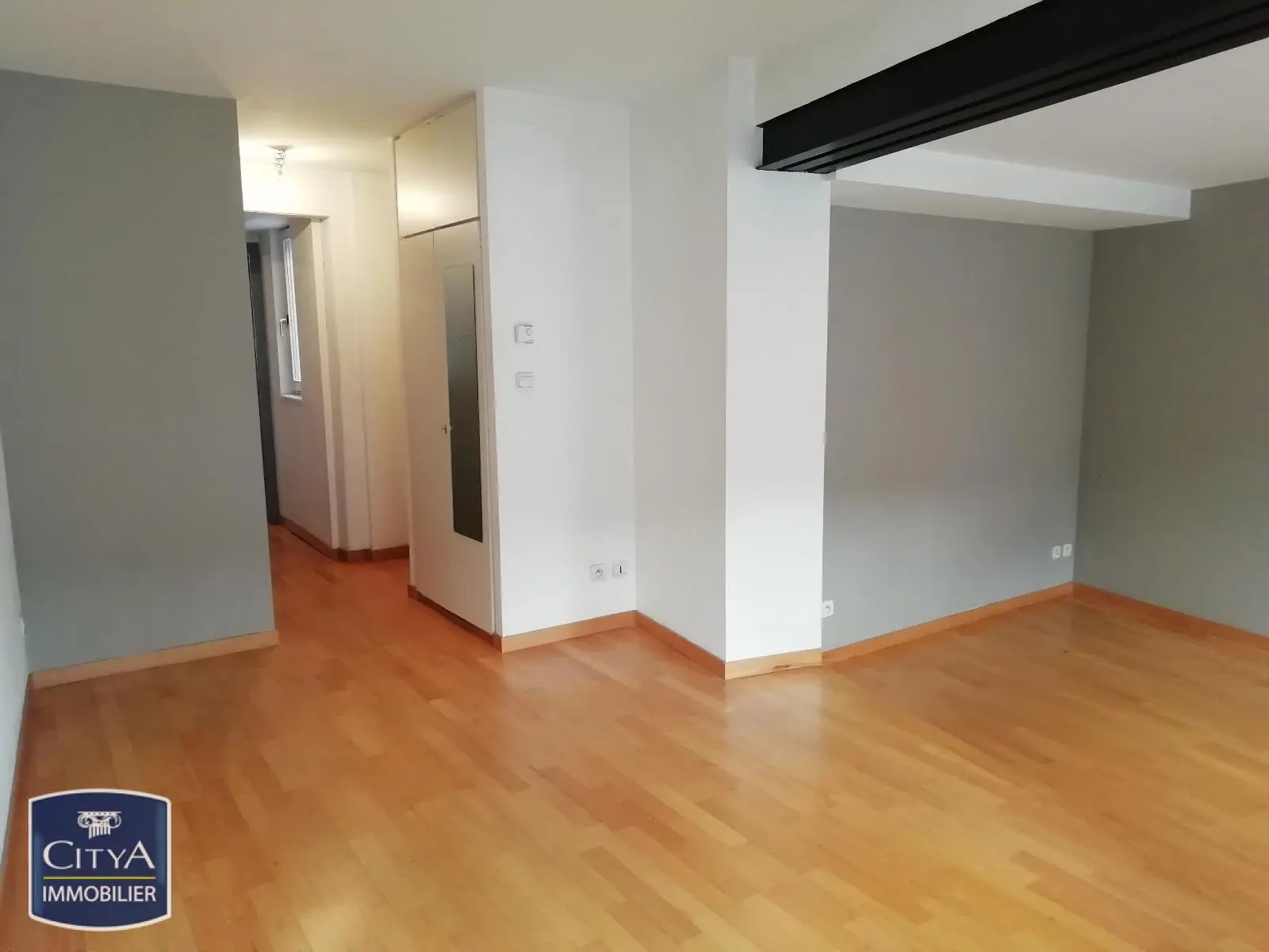 Photo 2 Appartement 1 pièce 32.63m²