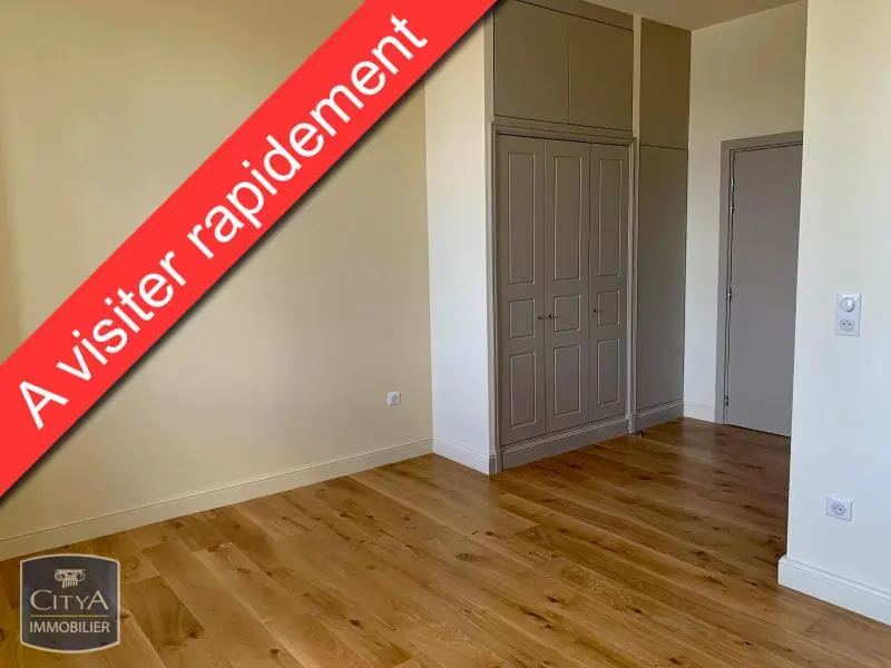 Photo 1 Appartement 1 pièce 29.3m²