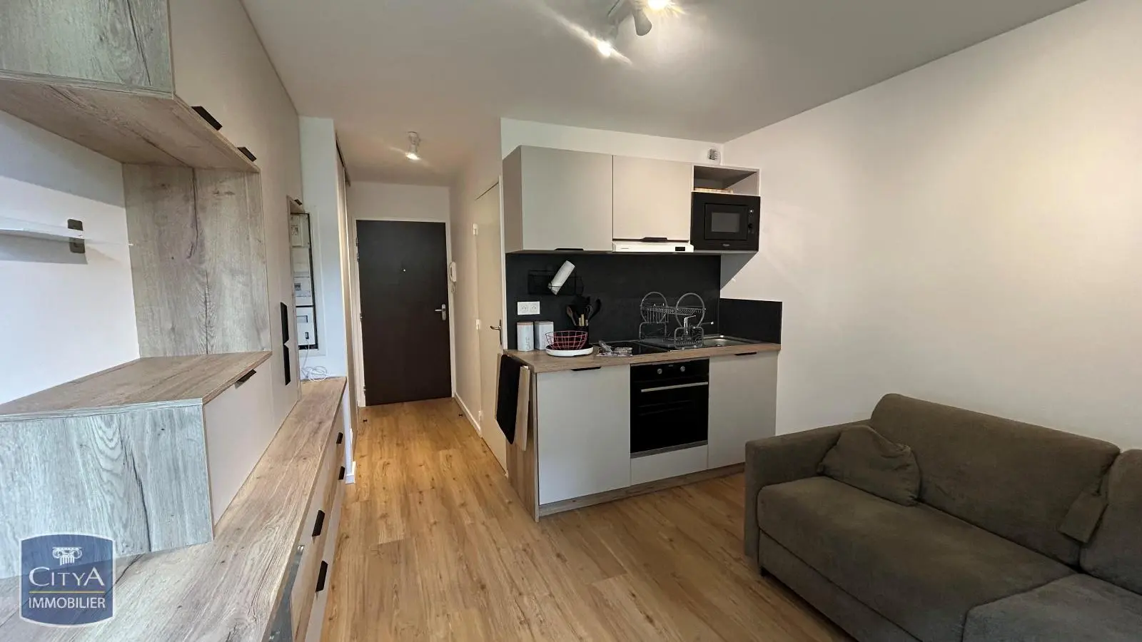 Photo 1 Appartement 1 pièce 18.49m²