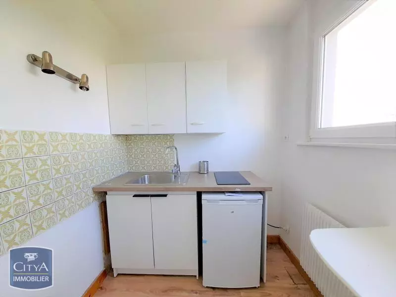 Photo 3 Appartement 1 pièce 24.87m²