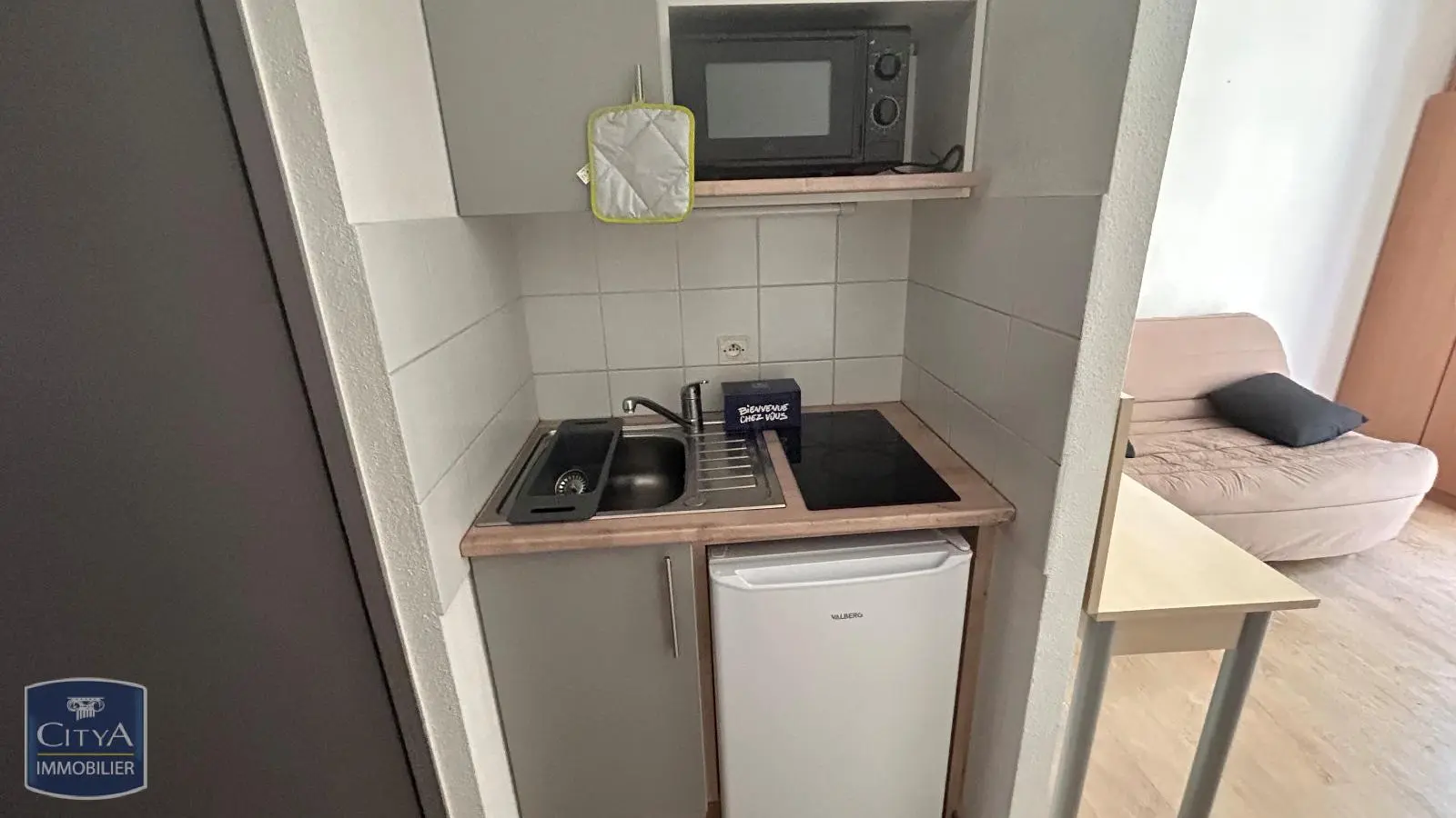 Photo 2 Appartement 1 pièce 18.56m²
