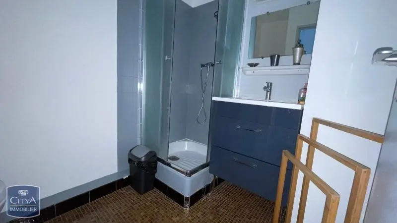 Photo 8 Appartement 1 pièce 24.36m²