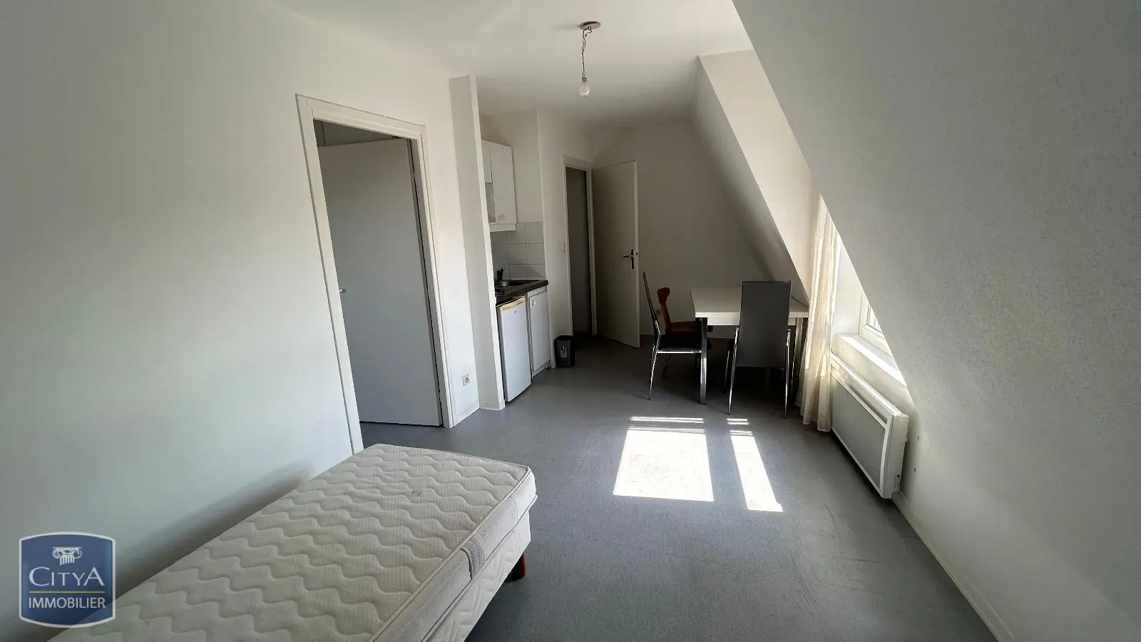 Photo 1 Appartement 2 pièces 28.8m²