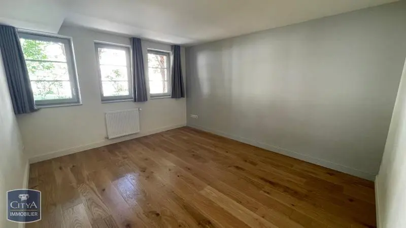 Photo 2 Appartement 1 pièce 31.16m²