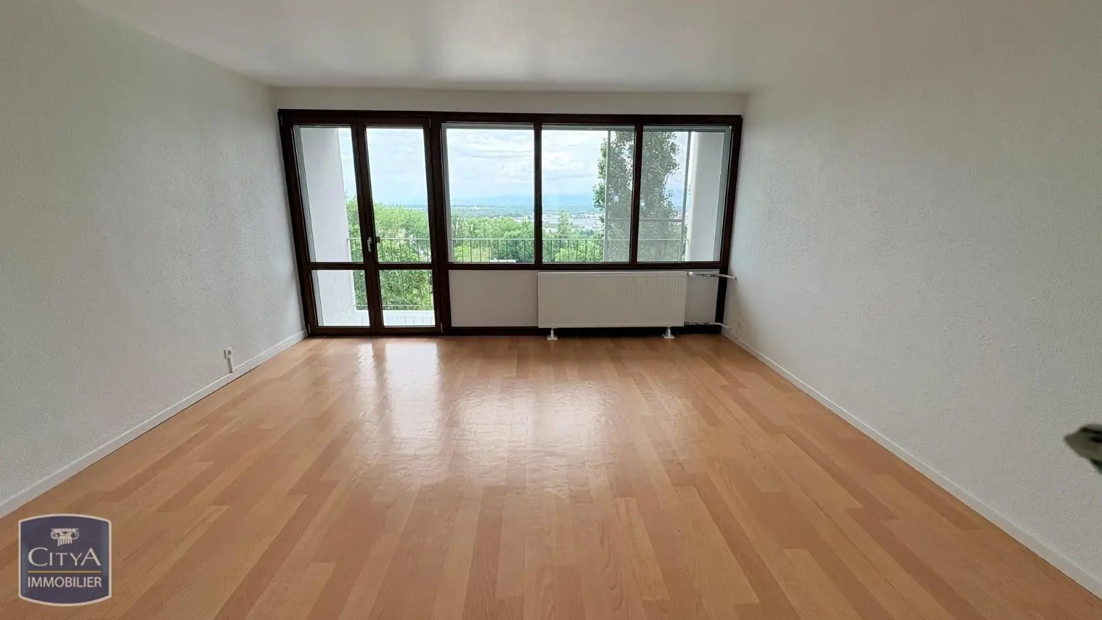 Photo 1 Appartement 4 pièces 81.65m²