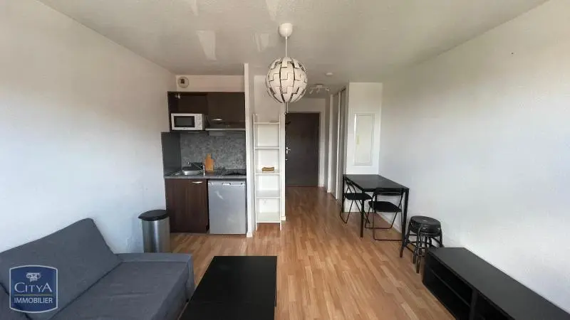 Photo 2 Appartement 1 pièce 22.8m²