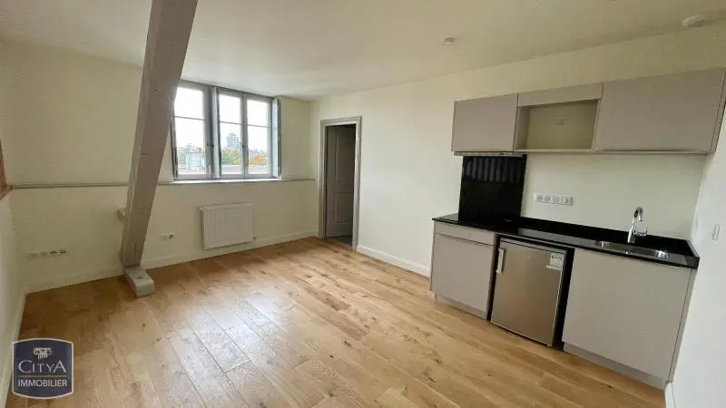 Photo 1 Appartement 1 pièce 38.44m²