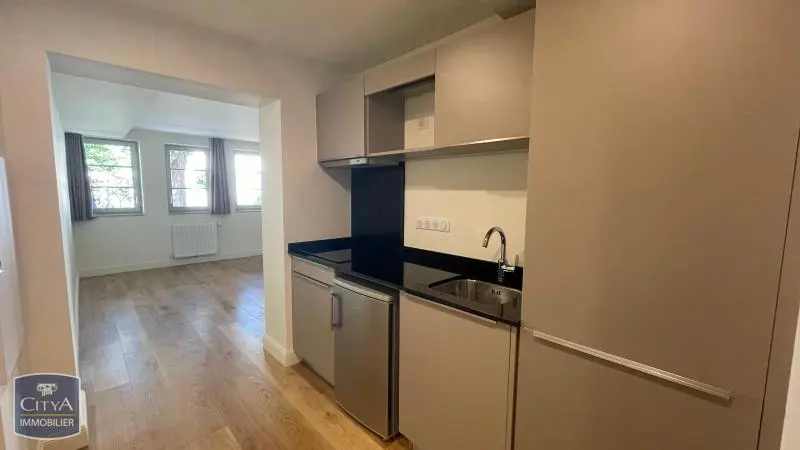 Photo 3 Appartement 1 pièce 31.16m²