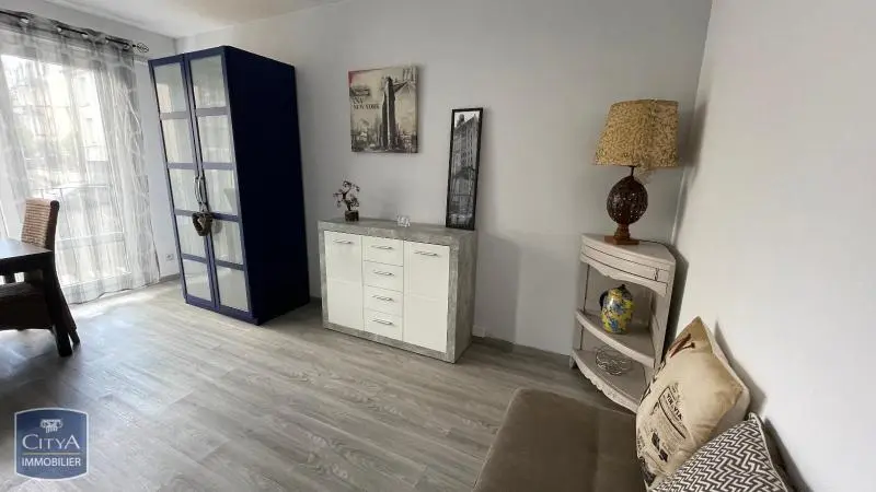 Photo 3 Appartement 1 pièce 24.36m²