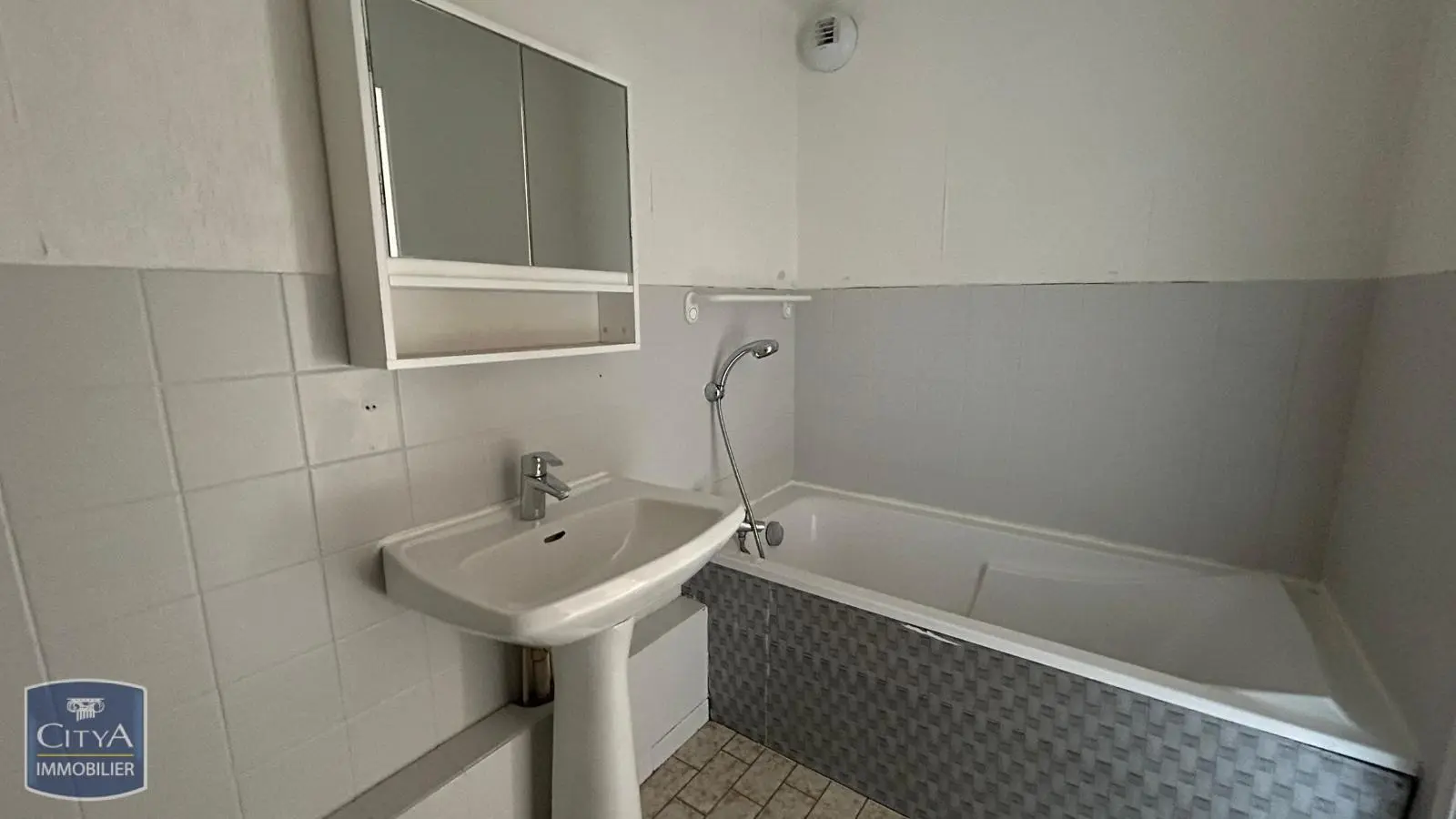 Photo 7 Appartement 4 pièces 74.89m²