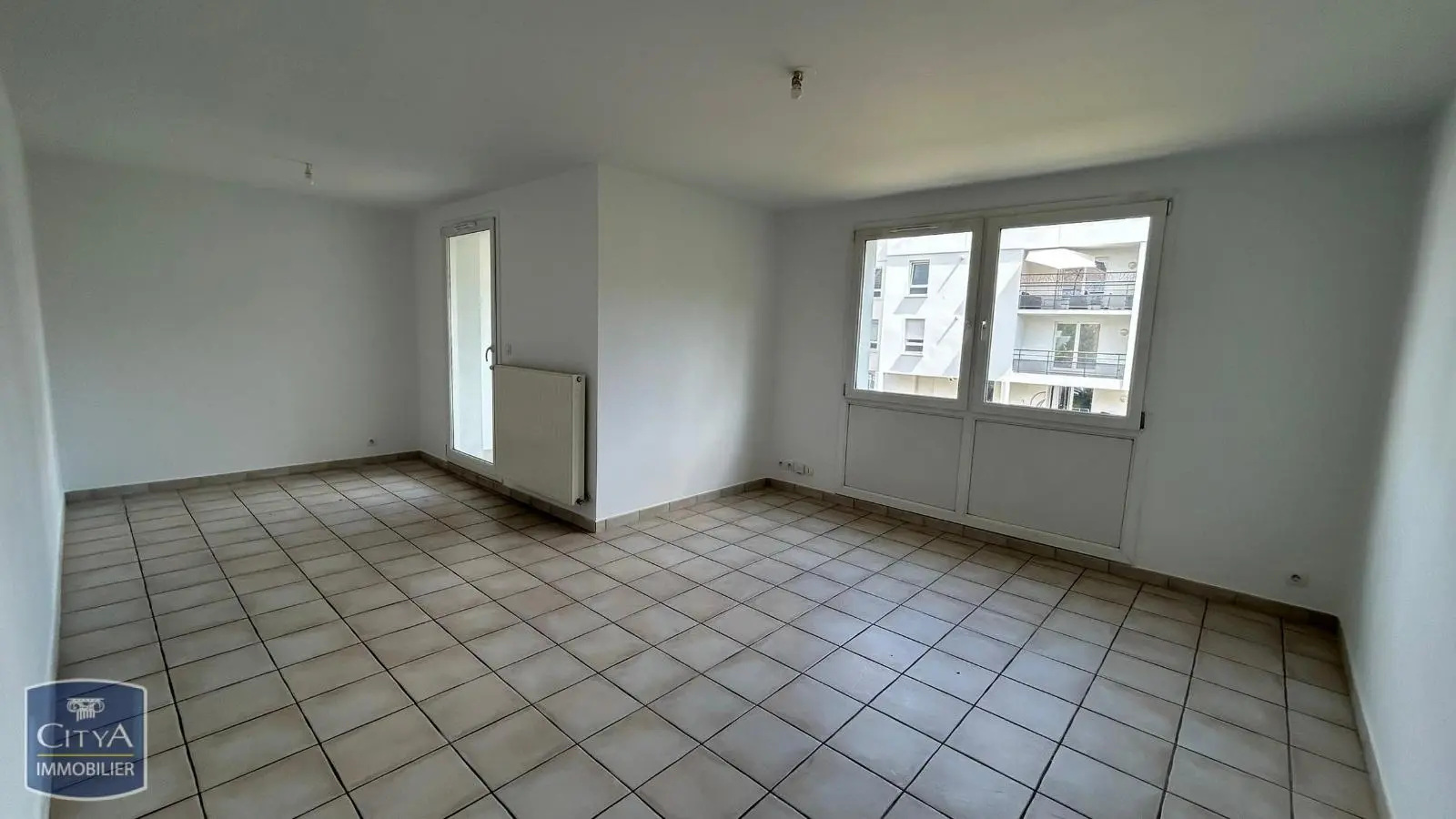 Photo 2 Appartement 4 pièces 82.18m²