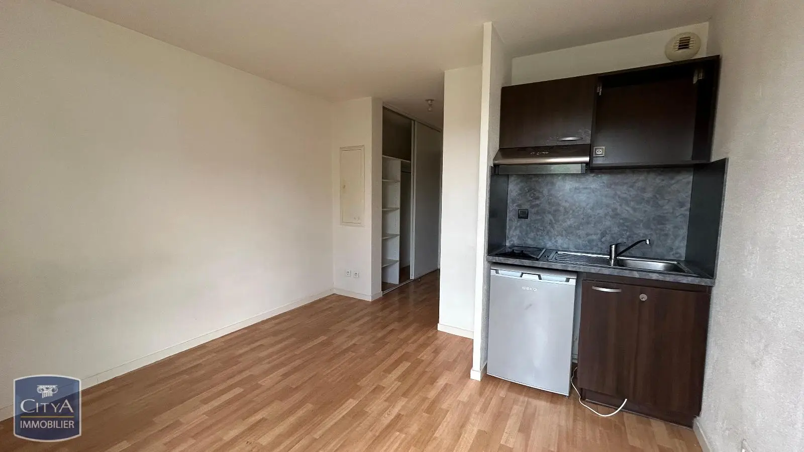 Photo 2 Appartement 1 pièce 18.95m²