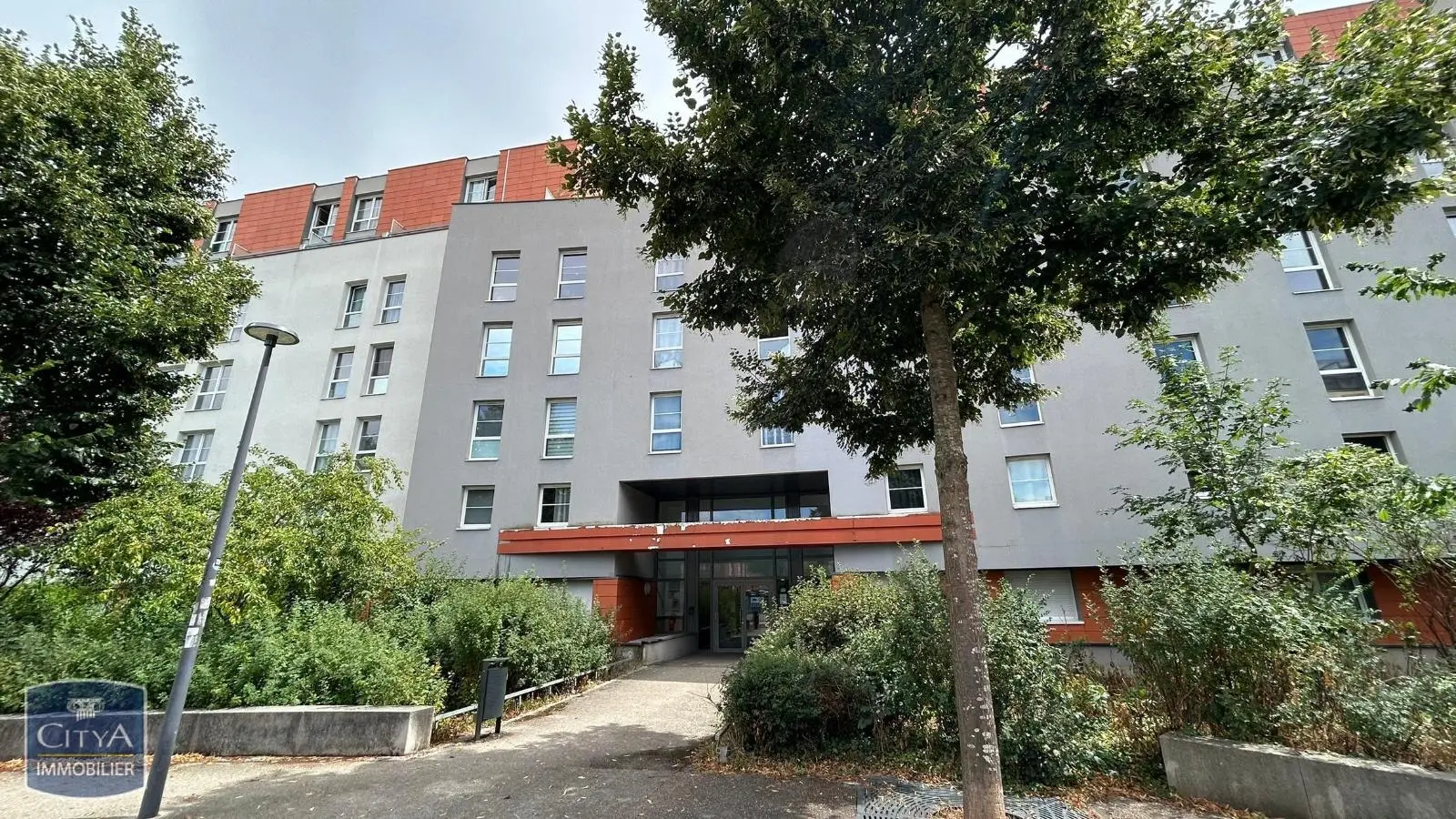 Photo 1 Appartement 1 pièce 20.03m²