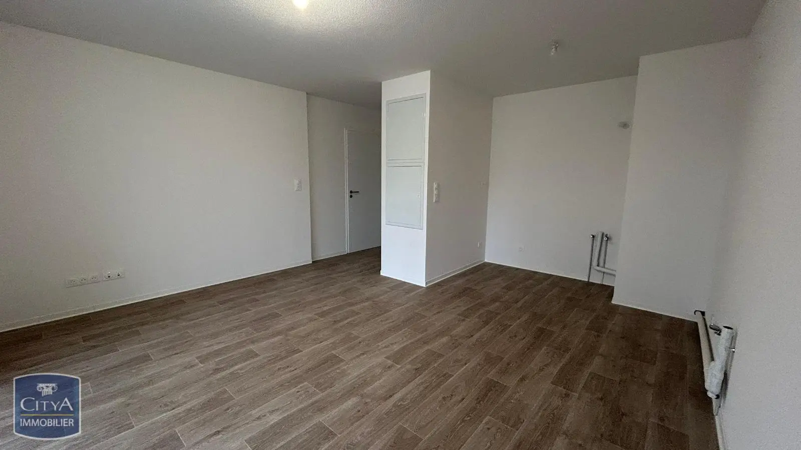 Photo 1 Appartement 1 pièce 28.44m²