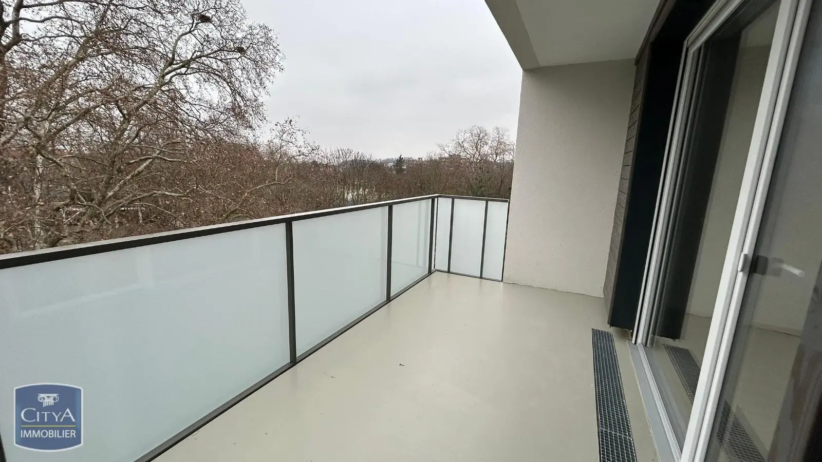 Photo 5 Appartement 1 pièce 28.48m²