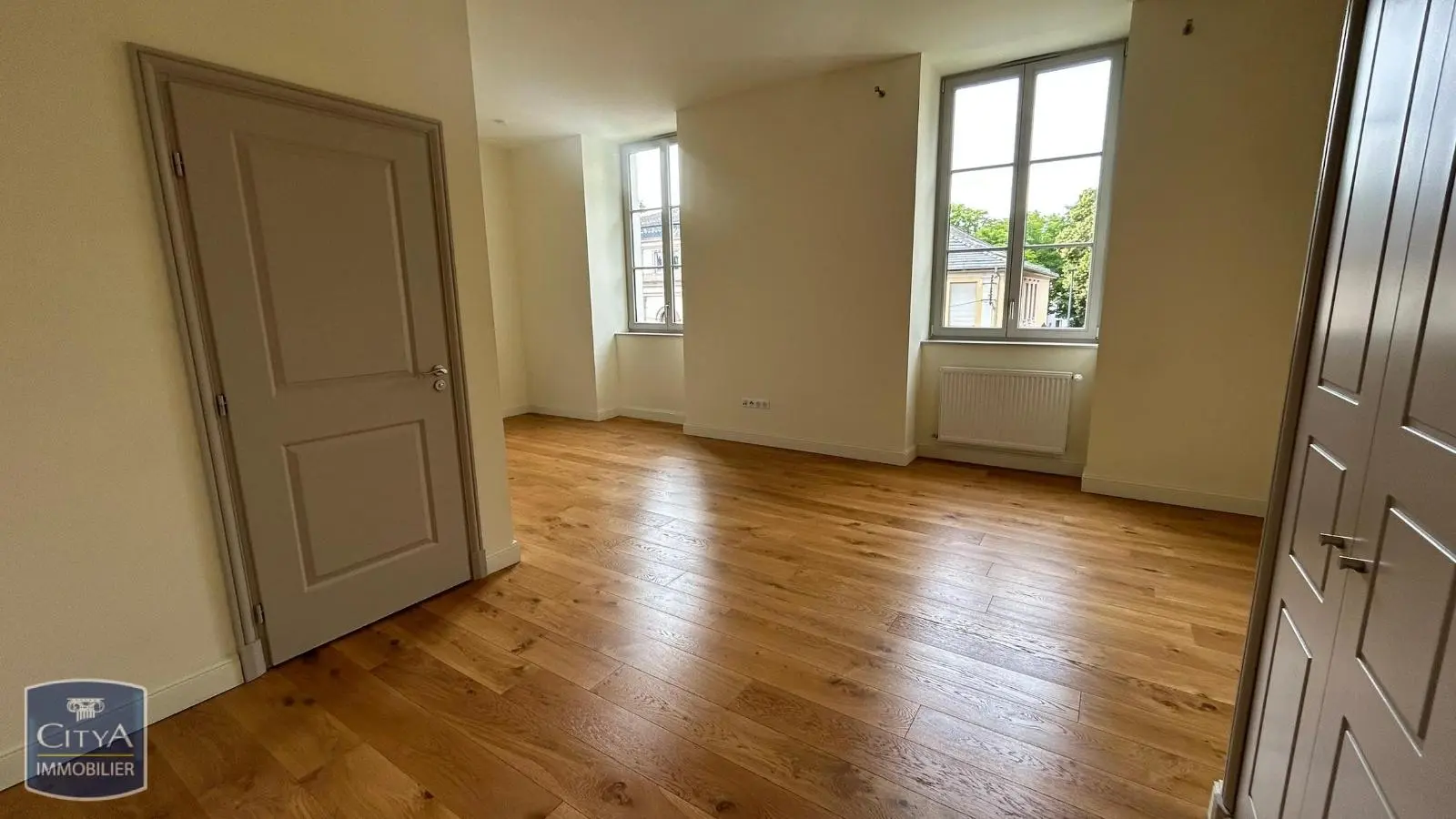 Photo 1 Appartement 1 pièce 32.8m²