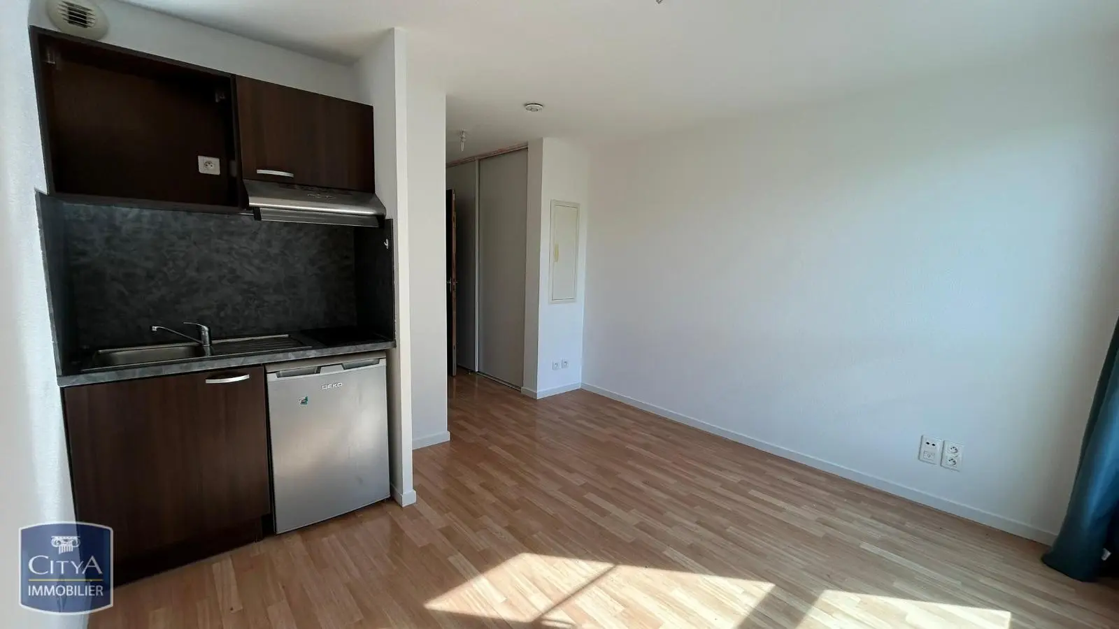 Photo 1 Appartement 1 pièce 19.93m²