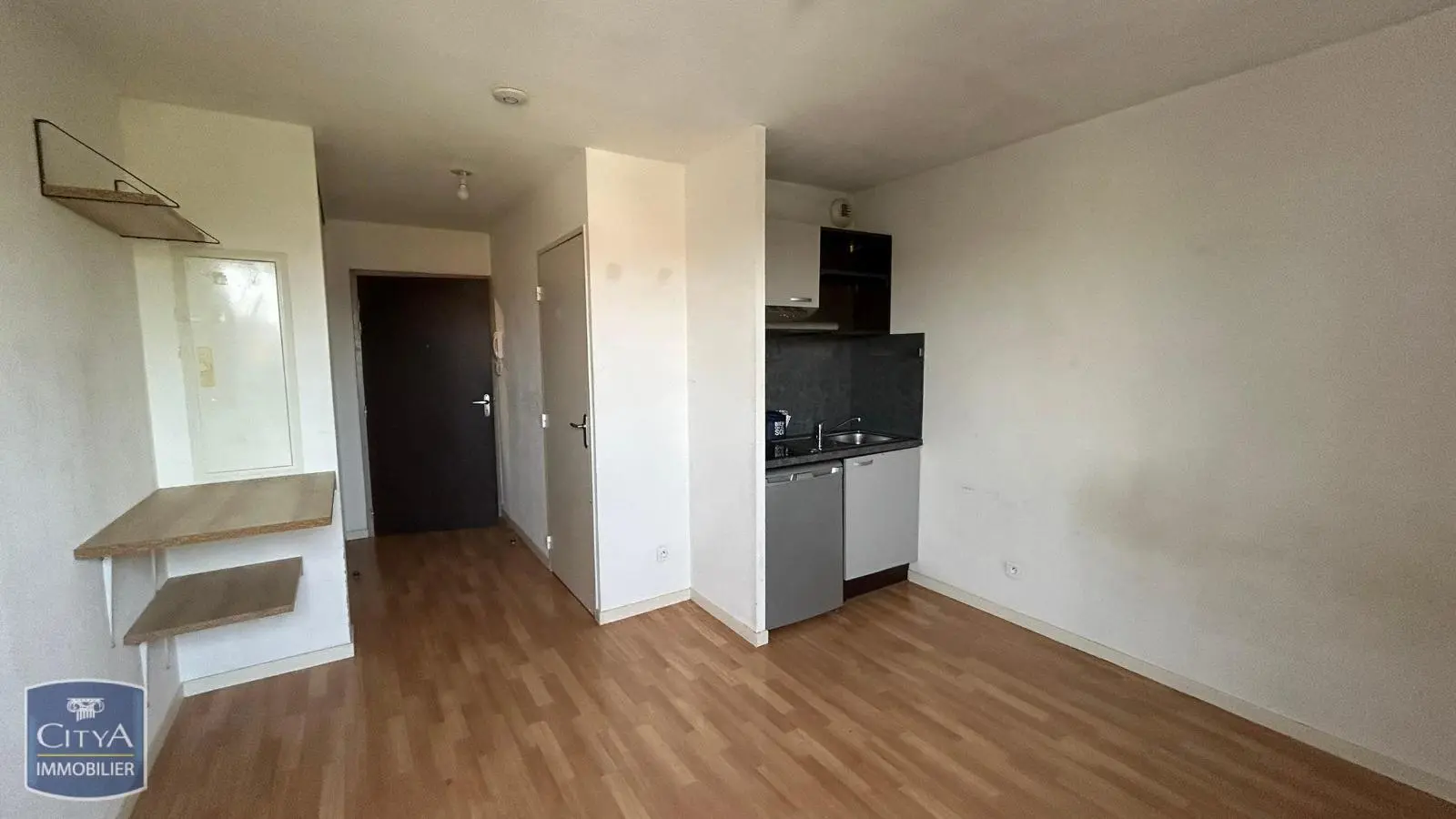 Photo 2 Appartement 1 pièce 20.06m²
