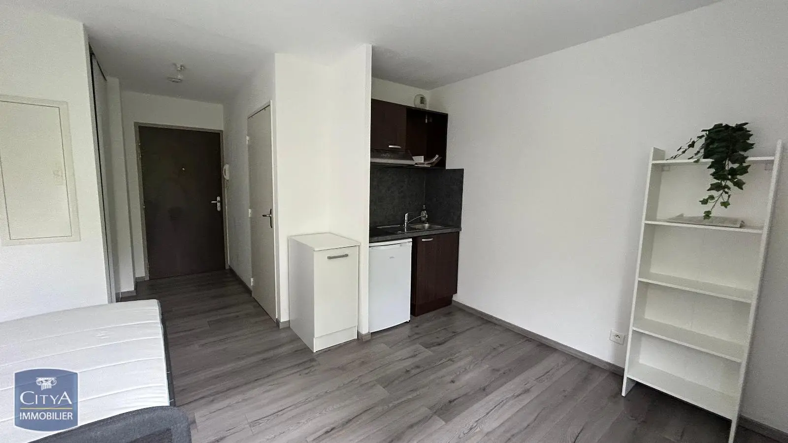 Photo 1 Appartement 1 pièce 19.5m²