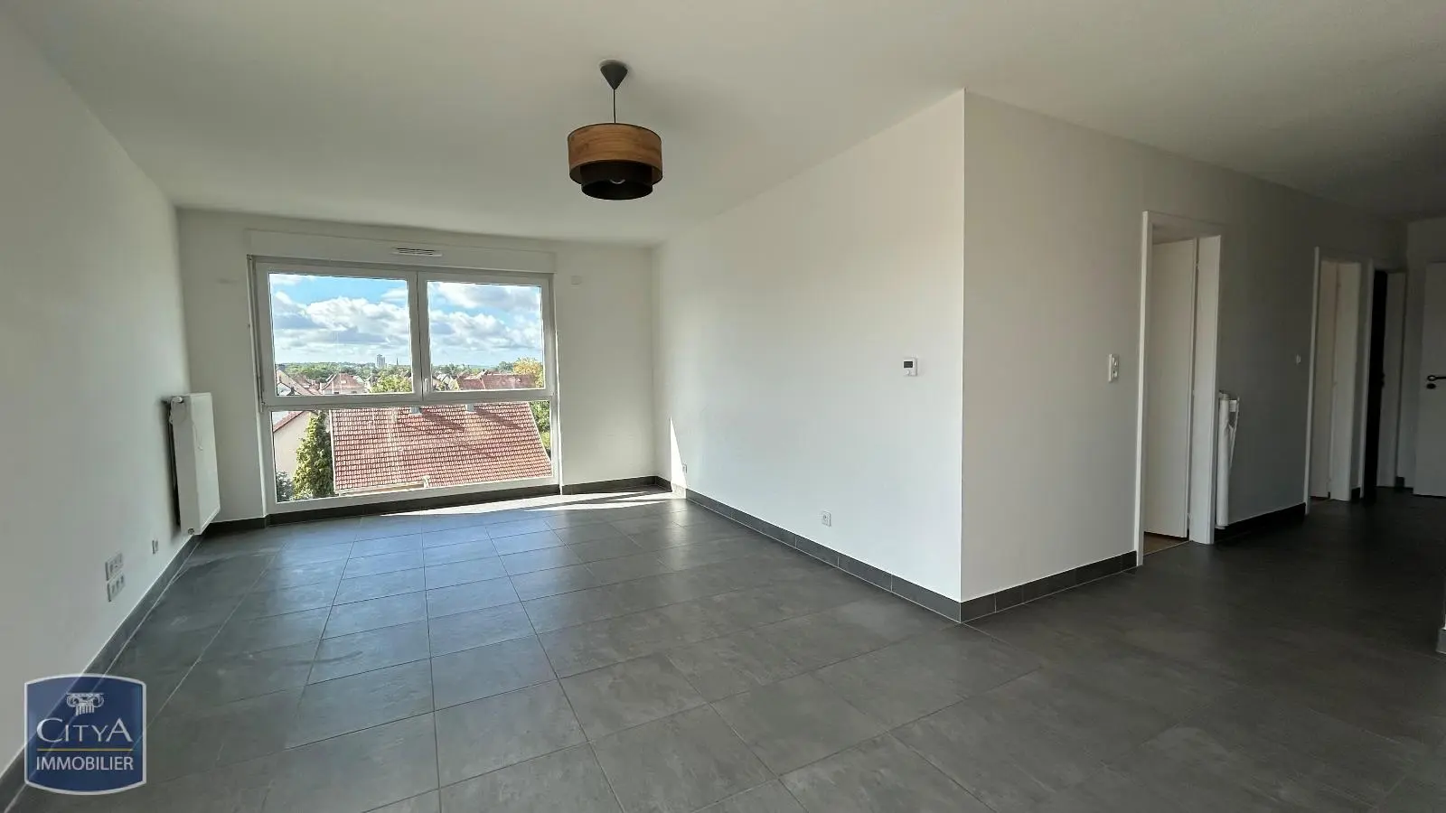 Photo 2 Appartement 4 pièces 83m²