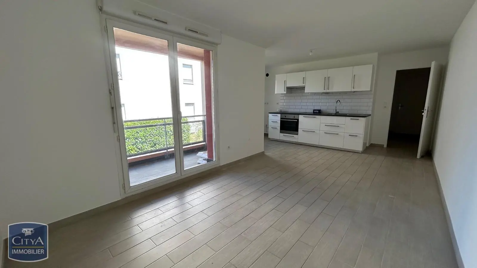 Photo 1 Appartement 2 pièces 45.72m²