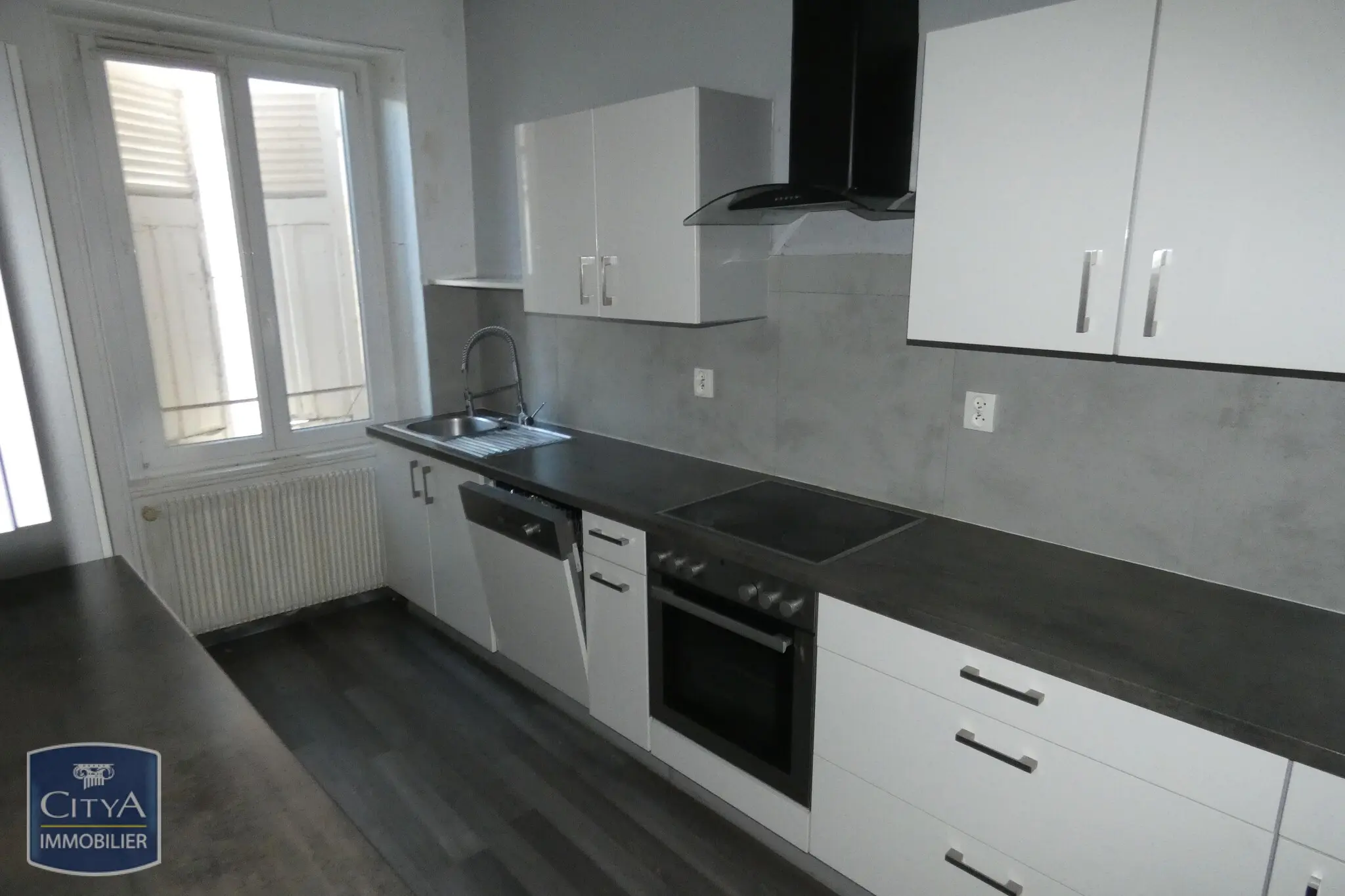 Photo 3 Immeuble 172m²