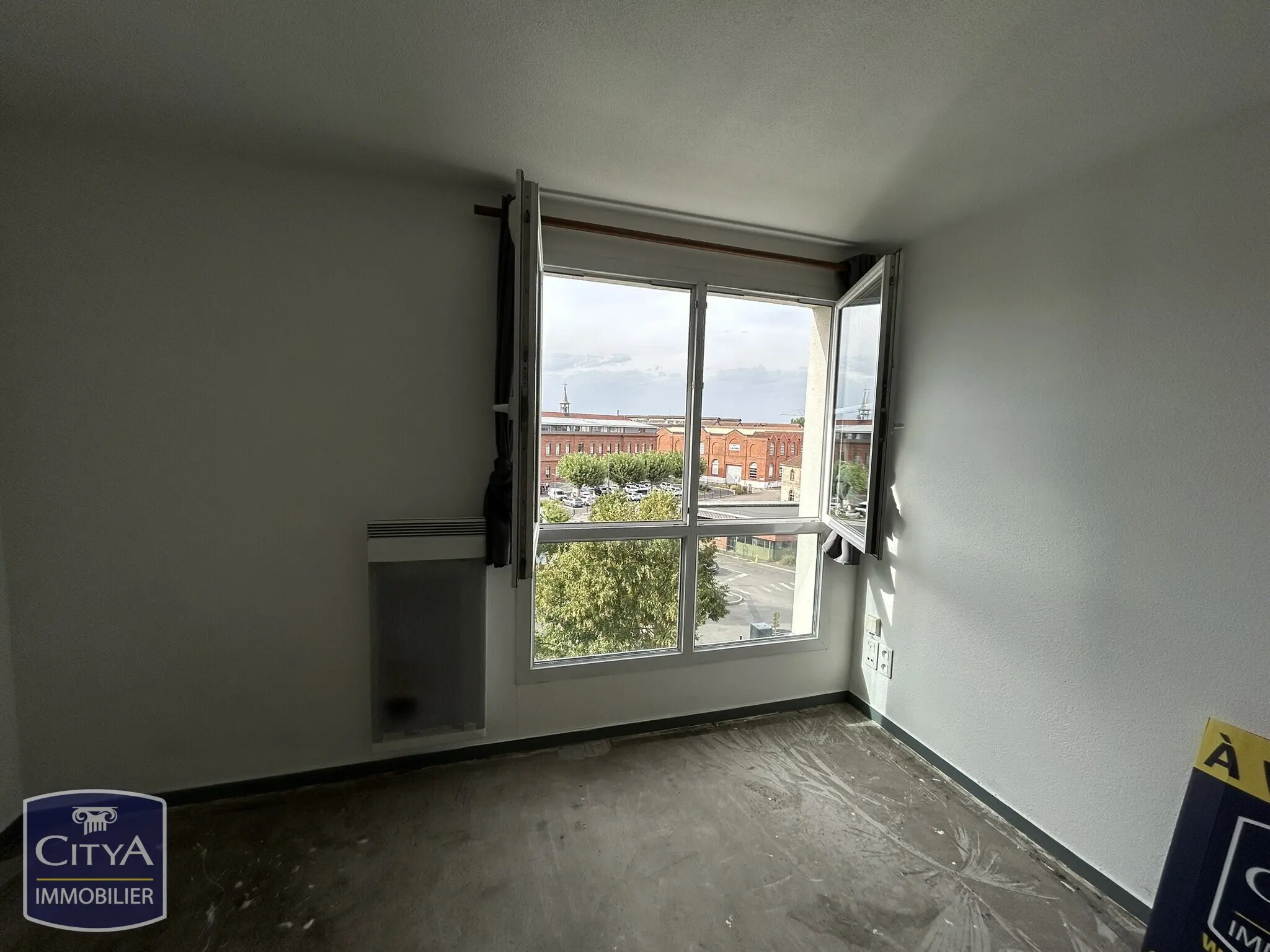 Photo 2 Appartement 1 pièce 24m²